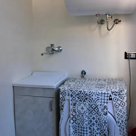 C&d Apartment